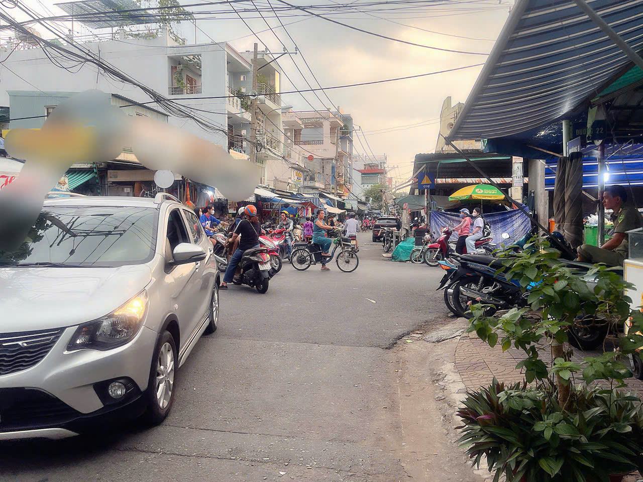 MẶT TIỀN KINH DOANH CHỢ QUẬN 9--XE HƠI CHẠY THÔNG-132M2-KHÔNG QUY HOẠCH-HOÀN CÔNG ĐỦ-GIÁ CÒN 6,6 TỶ - Ảnh chính